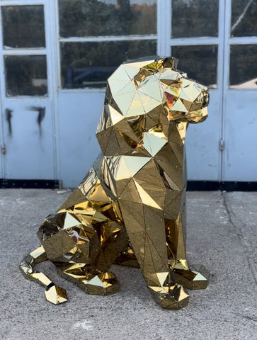 LEO